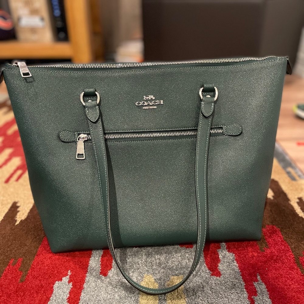 COACH Gallery Tote